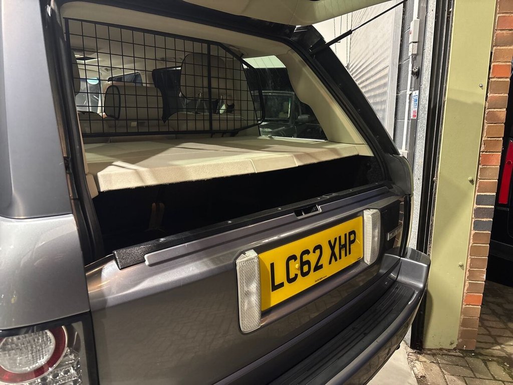 USED 2012 62 LAND ROVER RANGE ROVER 4.4 TD V8 Westminster SUV 5dr Diesel Auto 4WD Euro 5 (313 bhp) DEPLOYABLE STEPS|3 OWNERS