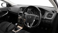 USED 2018 18 VOLVO V40 2.0 T3 Inscription Hatchback 5dr Petrol Manual Euro 6 (s/s) (152 ps) MANAGERS SPECIAL WAS &pound;11499 NOW &pound;10999.....SAVING &pound;500