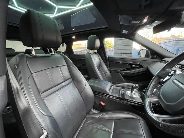 2019 Land Rover Range Rover Evoque 2L R-Dynamic Se 5dr - Photo 4