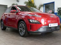 USED 2022 22 HYUNDAI KONA 64kWh Premium SUV 5dr Electric Auto (10.5kW Charger) (204 ps) SAT NAV ANDROID APPLE CARPLAY REAR VIEW CAMERA CRUISE CONTROL PARKING SENSORS 1 OWNER EXCELLENT SERVICE HISTORY HYUNDAI WARRANTY TILL JUNE 2027