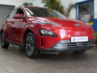 USED 2022 22 HYUNDAI KONA 64kWh Premium SUV 5dr Electric Auto (10.5kW Charger) (204 ps) SAT NAV ANDROID APPLE CARPLAY REAR VIEW CAMERA CRUISE CONTROL PARKING SENSORS 1 OWNER EXCELLENT SERVICE HISTORY HYUNDAI WARRANTY TILL JUNE 2027