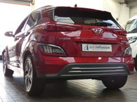 USED 2022 22 HYUNDAI KONA 64kWh Premium SUV 5dr Electric Auto (10.5kW Charger) (204 ps) SAT NAV ANDROID APPLE CARPLAY REAR VIEW CAMERA CRUISE CONTROL PARKING SENSORS 1 OWNER EXCELLENT SERVICE HISTORY HYUNDAI WARRANTY TILL JUNE 2027