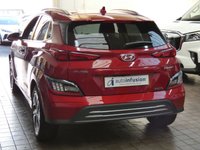 USED 2022 22 HYUNDAI KONA 64kWh Premium SUV 5dr Electric Auto (10.5kW Charger) (204 ps) SAT NAV ANDROID APPLE CARPLAY REAR VIEW CAMERA CRUISE CONTROL PARKING SENSORS 1 OWNER EXCELLENT SERVICE HISTORY HYUNDAI WARRANTY TILL JUNE 2027