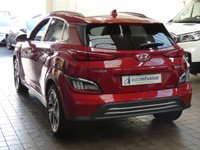 USED 2022 22 HYUNDAI KONA 64kWh Premium SUV 5dr Electric Auto (10.5kW Charger) (204 ps) SAT NAV ANDROID APPLE CARPLAY REAR VIEW CAMERA CRUISE CONTROL PARKING SENSORS 1 OWNER EXCELLENT SERVICE HISTORY HYUNDAI WARRANTY TILL JUNE 2027