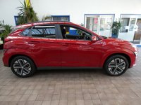 USED 2022 22 HYUNDAI KONA 64kWh Premium SUV 5dr Electric Auto (10.5kW Charger) (204 ps) SAT NAV ANDROID APPLE CARPLAY REAR VIEW CAMERA CRUISE CONTROL PARKING SENSORS 1 OWNER EXCELLENT SERVICE HISTORY HYUNDAI WARRANTY TILL JUNE 2027