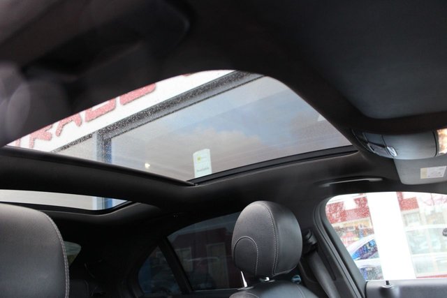 2018 MERCEDES-BENZ C-CLASS 2.1 C250d AMG Line (Premium Plus) Saloon 4dr Diesel G-Tronic+ Euro 6 (s/s) (204 ps) - Photo 10