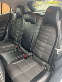 USED 2018 68 MERCEDES-BENZ GLA 1.6 GLA180 Urban Edition SUV 5dr Petrol Manual Euro 6 (s/s) (122 ps) 