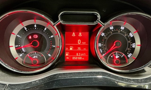 2015 Vauxhall Adam 1.4L Jam 3dr - Photo 8