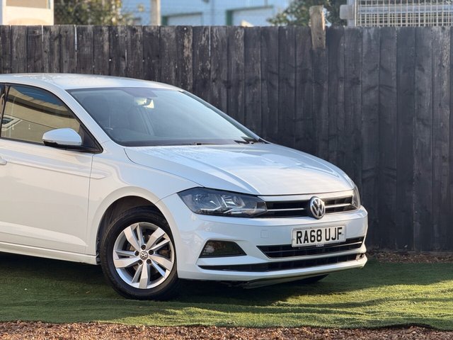 2019 VOLKSWAGEN POLO - Photo 5