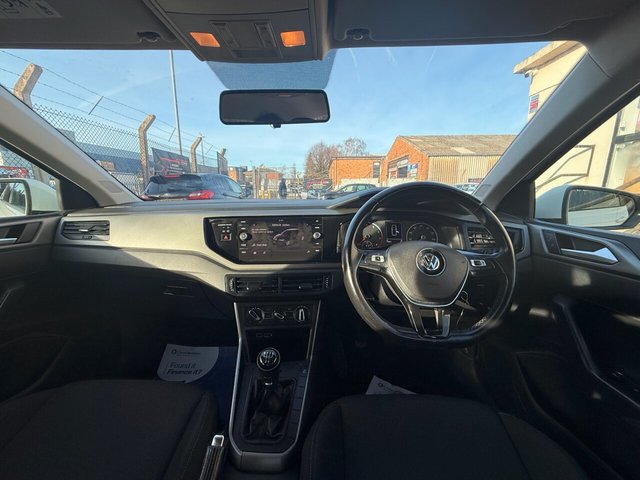 2019 VOLKSWAGEN POLO - Photo 4