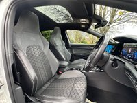 USED 2022 72 VOLKSWAGEN GOLF 1.5 TSI R-Line Hatchback 5dr Petrol Manual Euro 6 (s/s) (130 ps) PANROOF+CAM+SAT NAV+18" ALLOYS