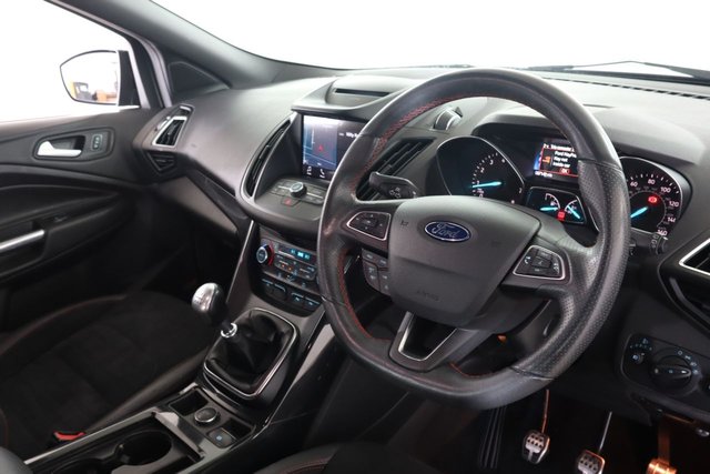 2019 FORD KUGA 1.5T EcoBoost GPF ST-Line SUV 5dr Petrol Manual Euro 6 (s/s) (150 ps) - Photo 12