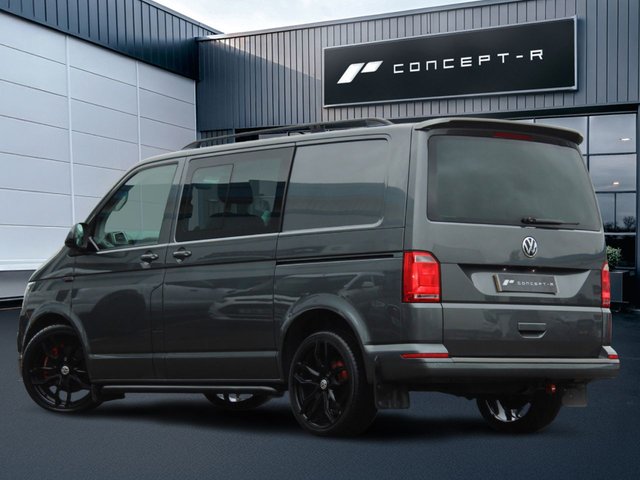 2017 Volkswagen Transporter - Photo 2