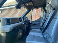 USED 2025 75 RENAULT MASTER LL35 ADVANCE LWB 4100MM LUTON WITH TAILIFT 2.0 DCI 150PS  New / Pre Reg With Delivery Miles, Popular New Model Winning Van Of The Year 2025 With Great Spec Inc Air Con, Touchsceen Stereo With Apple CarPlay, Fitted With A High-Quality Truckcraft Bodies Luton, Built To A Very High Standard And Offering A Superb Payload Capacity Of 1,044kg. It Also Comes With A DEL 500kg Tail Lift, In Stock Available Today!
