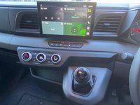 USED 2025 75 RENAULT MASTER LL35 ADVANCE LWB 4100MM LUTON WITH TAILIFT 2.0 DCI 150PS  New / Pre Reg With Delivery Miles, Popular New Model Winning Van Of The Year 2025 With Great Spec Inc Air Con, Touchsceen Stereo With Apple CarPlay, Fitted With A High-Quality Truckcraft Bodies Luton, Built To A Very High Standard And Offering A Superb Payload Capacity Of 1,044kg. It Also Comes With A DEL 500kg Tail Lift, In Stock Available Today!