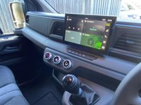 USED 2025 75 RENAULT MASTER LL35 ADVANCE LWB 4100MM LUTON WITH TAILIFT 2.0 DCI 150PS  New / Pre Reg With Delivery Miles, Popular New Model Winning Van Of The Year 2025 With Great Spec Inc Air Con, Touchsceen Stereo With Apple CarPlay, Fitted With A High-Quality Truckcraft Bodies Luton, Built To A Very High Standard And Offering A Superb Payload Capacity Of 1,044kg. It Also Comes With A DEL 500kg Tail Lift, In Stock Available Today!