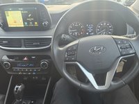 USED 2018 68 HYUNDAI TUCSON 1.6 T-GDi SE Nav SUV 5dr Petrol DCT Euro 6 (s/s) (177 ps) DAYTIME RUNNING LIGHTS+ PRIVACY GLASS+ MULTIFUNCTIONAL STEARING WHEEL+ CRUISE CONTROL+ DAB+ REVERSING CAMERA+ DUAL CLIMATE CONTROL+ USB+ PARKING AID+ 17 INCH ALLOY WHEELS+