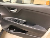 USED 2020 20 KIA STONIC 1.0 T-GDi Maxx SUV Automatic 5 Door Petrol DCT Euro 6 (s/s) (118 bhp) REVERSE CAMERA PRIVACY GLASS