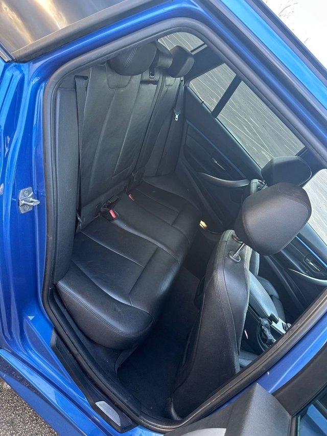 2015 BMW 3 Series 2L M Sport 5dr - Photo 11