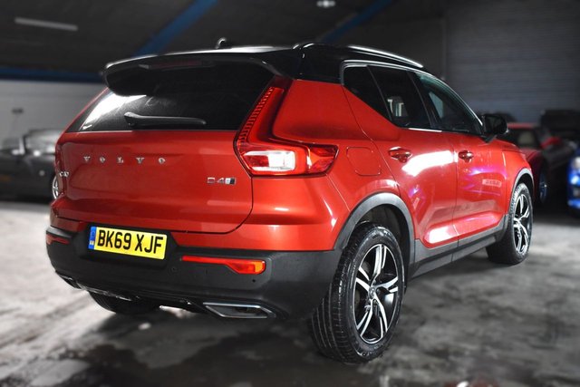 2019 VOLVO XC40 - Photo 10