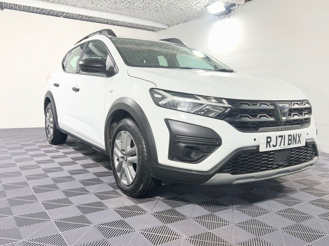 View our DACIA SANDERO STEPWAY