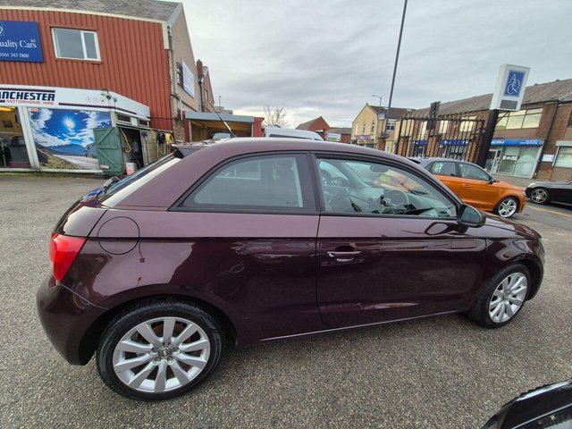 2011 AUDI A1 - Photo 7