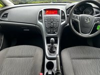 USED 2015 15 VAUXHALL ASTRA 1.6i Design Sports Tourer 5dr Petrol Manual Euro 6 (115 ps) Spacious Boot, Low Running Costs