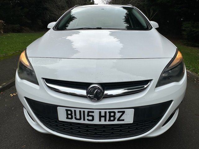 2015 VAUXHALL ASTRA 2015 1.6i Design Sports Tourer 5dr Petrol Manual Euro 6 (115 ps) - Photo 3
