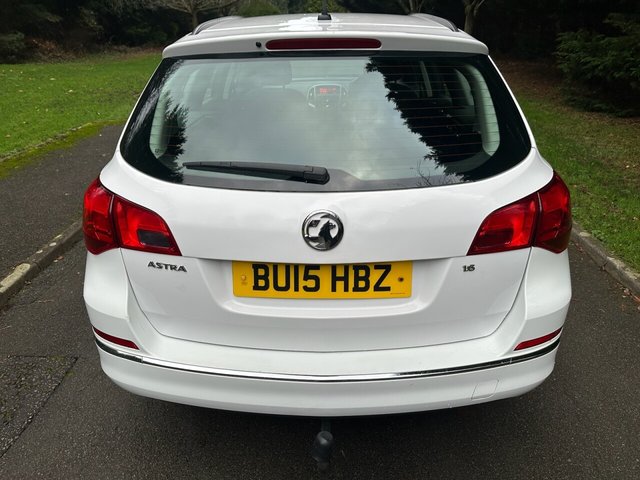 2015 VAUXHALL ASTRA 2015 1.6i Design Sports Tourer 5dr Petrol Manual Euro 6 (115 ps) - Photo 8