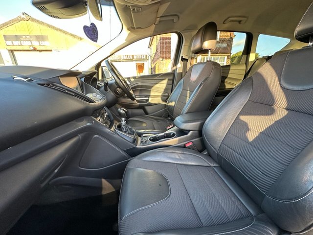 2015 Ford Kuga 2L Titanium 5dr - Photo 8