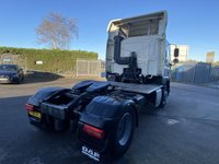 USED 2019 68 DAF CF 4X2 SLEEPER CAB TRACTOR UNIT (210 BHP) 