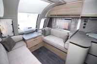 USED 2025 BAILEY ALICANTO GRANDE DELUXE SINTRA 4 Berth 8ft Wide, Island Bed