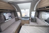 USED 2025 BAILEY ALICANTO GRANDE DELUXE SINTRA 4 Berth 8ft Wide, Island Bed