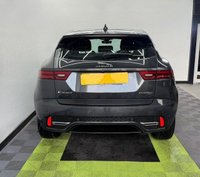 USED 2021 21 JAGUAR E-PACE 1.5 P300e 12.17kWh R-Dynamic SE SUV 5dr Petrol Plug-in Hybrid Auto AWD Euro 6 (s/s) (309 ps) ,1 COMPANY OWNER, FULL MAIN DEALER SERVICE HISTORY.