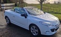 USED 2010 RENAULT MEGANE 1.9 dCi Dynamique TomTom Convertible 2dr Diesel Manual Euro 5 (130 ps) 
