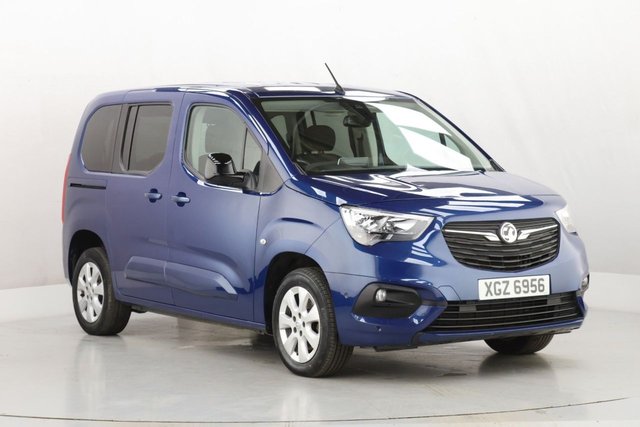 2022 Vauxhall Combo Life 1.5L Se 5dr - Photo 2