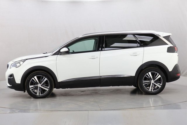 2020 Peugeot 5008 1.2L Allure 5dr - Photo 6