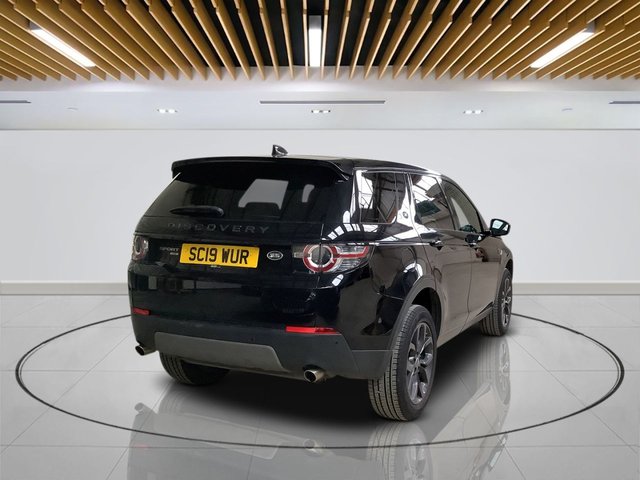 2019 Land Rover Discovery Sport 2L Landmark 5dr - Photo 6
