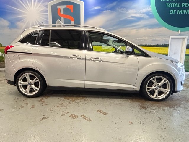 2015 Ford Grand C-Max 2L Titanium X 5dr - Photo 4