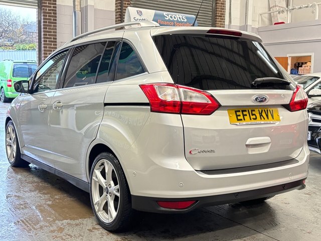 2015 Ford Grand C-Max 2L Titanium X 5dr - Photo 7