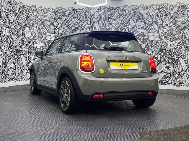 2021 MINI Electric Hatch - Photo 10