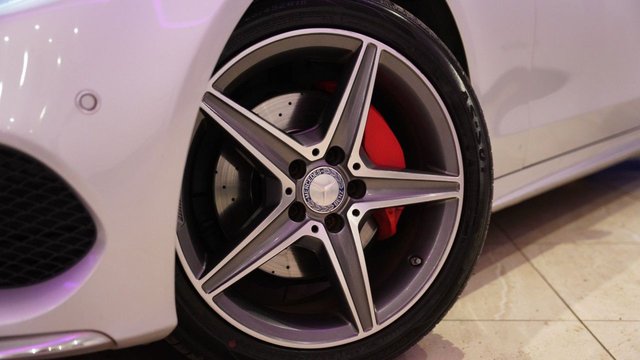 2014 Mercedes-Benz C-CLASS 2.1 C220 BlueTEC AMG Line Saloon 4dr Diesel Manual Euro 6 (s/s) (170 ps) - Photo 12