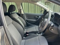 USED 2010 60 VOLKSWAGEN POLO 1.4 SE Hatchback 5dr Petrol DSG Euro 5 (85 ps) 