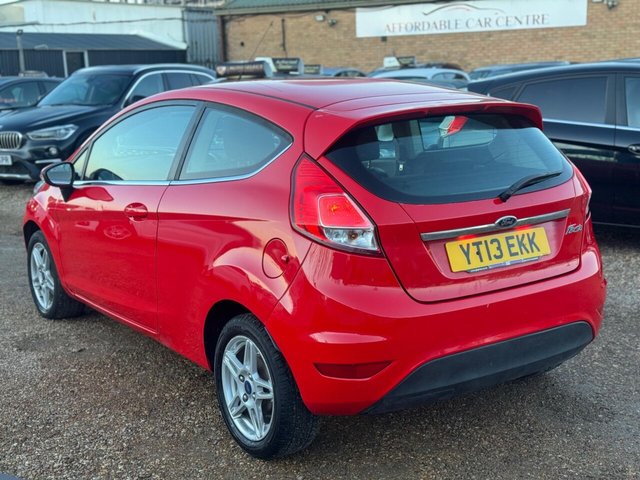 2013 FORD FIESTA - Photo 5