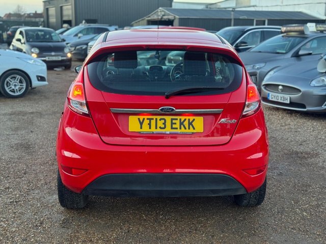 2013 FORD FIESTA - Photo 9