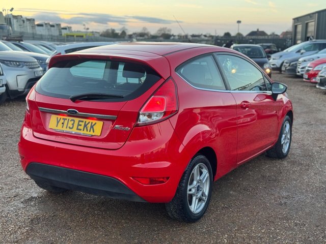 2013 FORD FIESTA - Photo 11