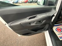 USED 2023 23 VAUXHALL COMBO 1.5 Turbo D 2300 Pro Panel Van 5dr Diesel Manual L1 H1 Euro 6 (s/s) (100 ps) excellent condition in & out