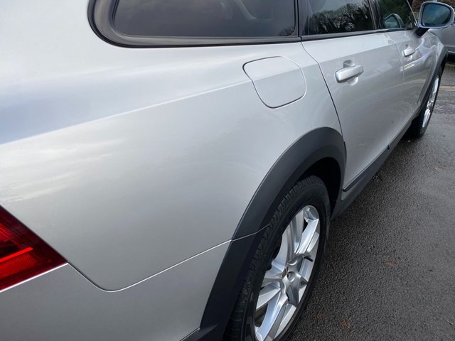 VOLVO V90 Cross Country - Photo 9