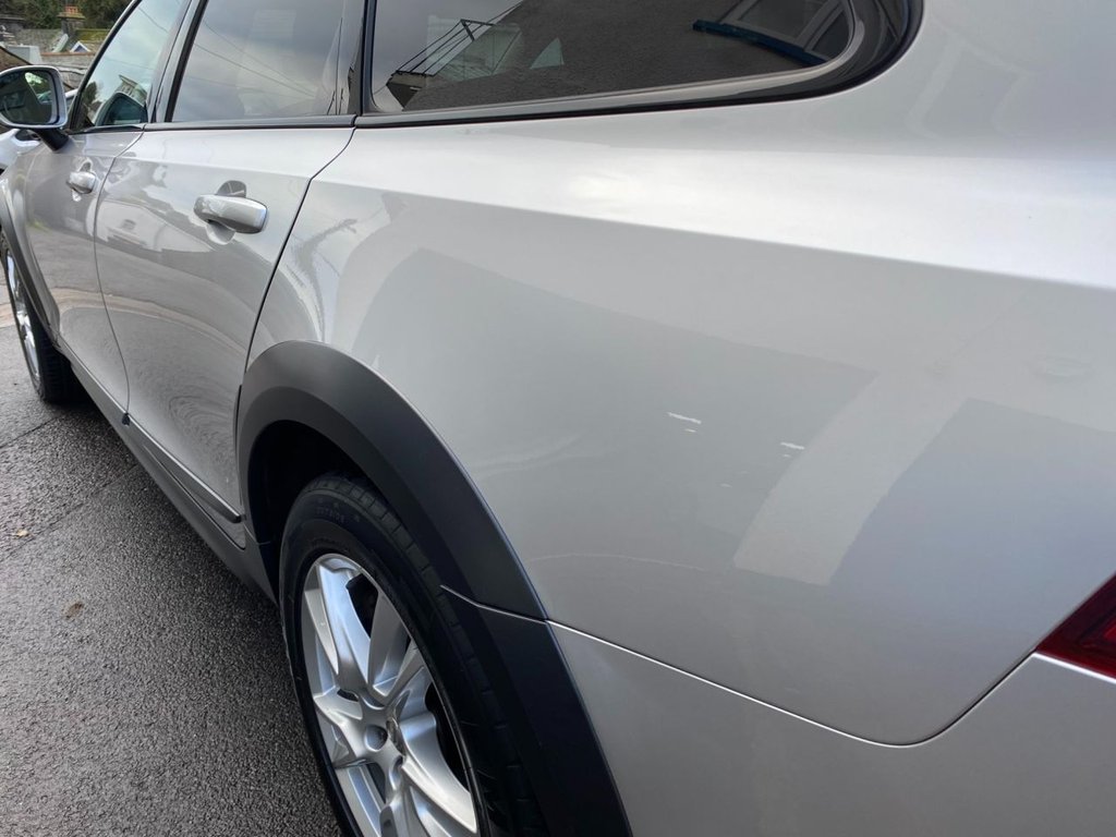 USED 2017 17 VOLVO V90 Cross Country 2.0 D5 PowerPulse Pro Estate 5dr Diesel Auto AWD Euro 6 (s/s) (235 ps) WINTER PK DAB SATNAV PARKING CAMERA