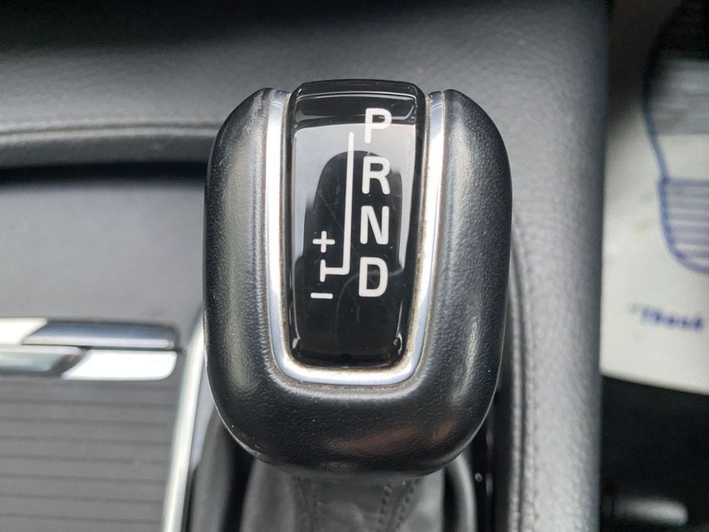 USED 2017 17 VOLVO V90 Cross Country 2.0 D5 PowerPulse Pro Estate 5dr Diesel Auto AWD Euro 6 (s/s) (235 ps) WINTER PK DAB SATNAV PARKING CAMERA